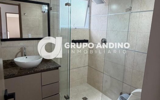 Se arrienda casa en Medellín, conjunto residencial Fuente Labrada.