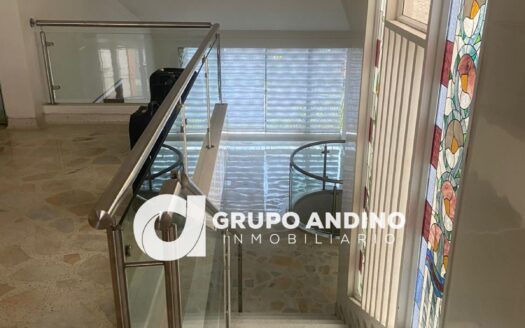 Se vende casa en Cabecera del Llano