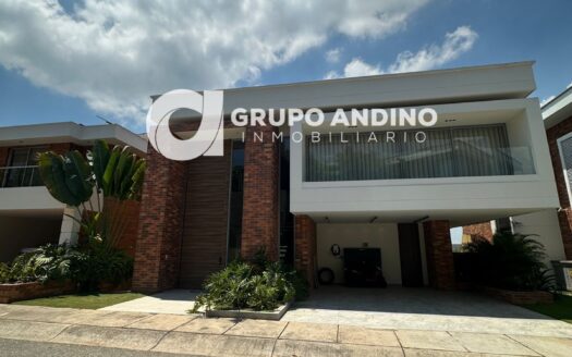 En Arriendo, Casa en La Cima-Ruitoque – Piedecuesta