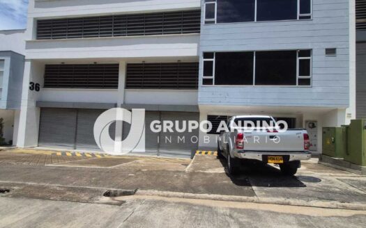 En Arriendo/venta, Bodega en La Victoria – Bucaramanga