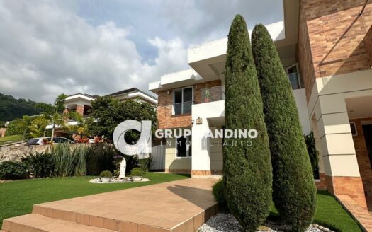 En Arriendo, Casa en Menzuli – Piedecuesta
