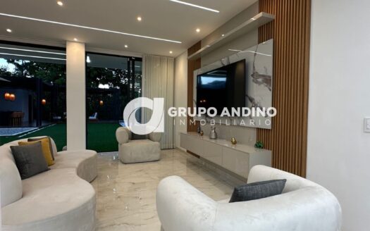 En Venta, Casa Campestre en Piedecuesta – Piedecuesta